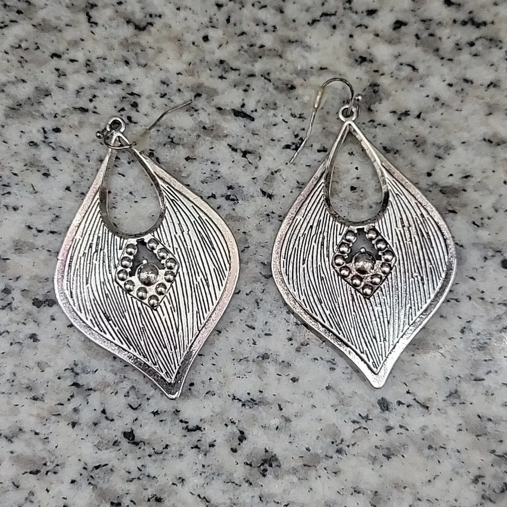 Teardrop Rhinestone Dangle Earrings - Picture 4 of 4